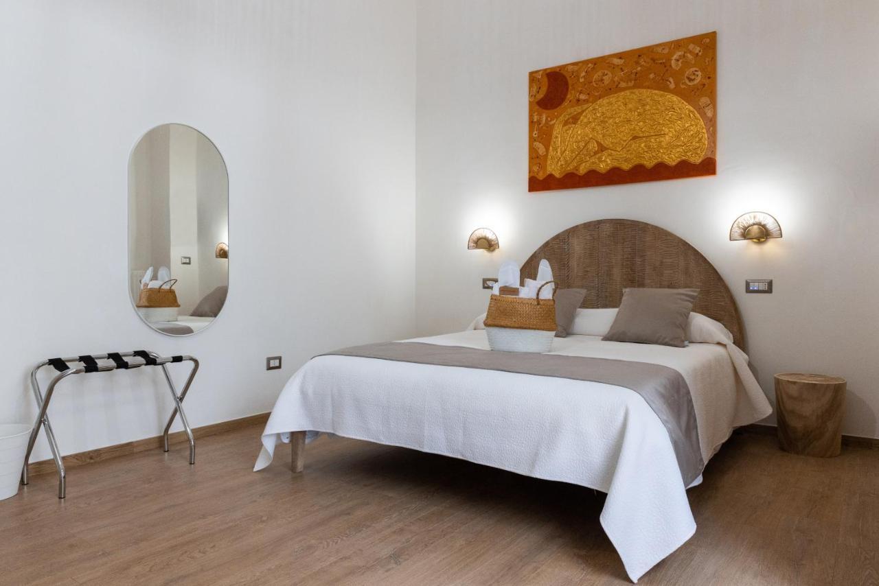 טריג'אנו Lovely Rooms - Guest House Suites מראה חיצוני תמונה